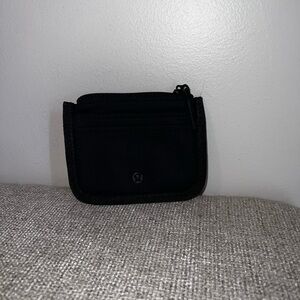 Lululemon card holder with zipper